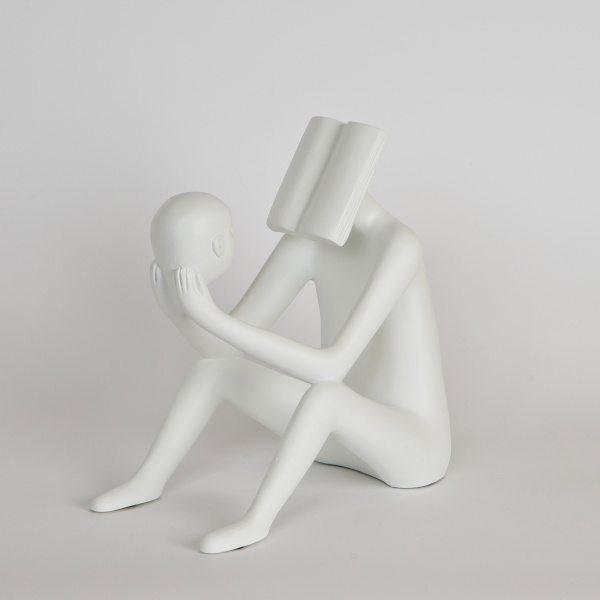 Статуэтка "Reader", белая