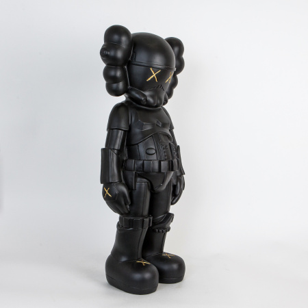 Статуэтка серия "KAWS SW Standing Clown", черная