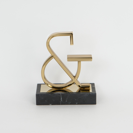 Статуэтка "&"