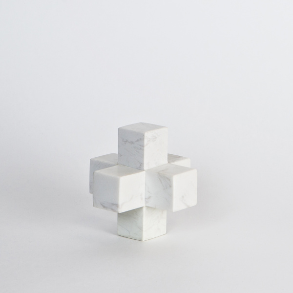 Статуэтка "StoneCross", малая, белая